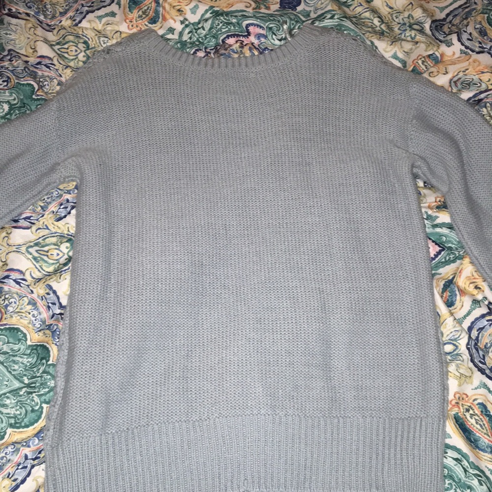 Sweater - Picture 5 of 5